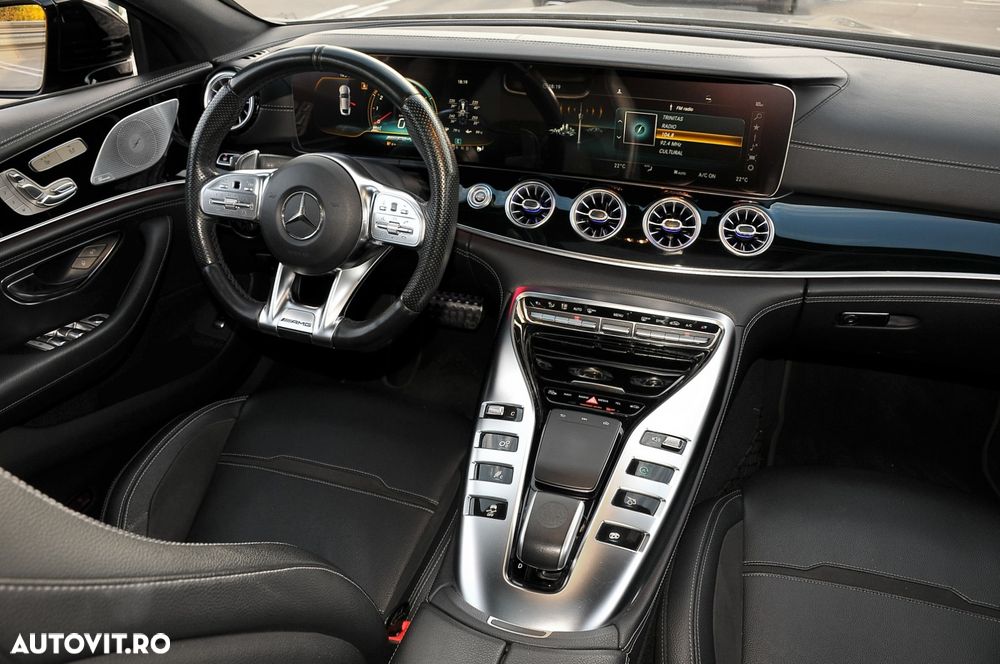 Mercedes-Benz AMG GT 43 4MATIC+ - 9