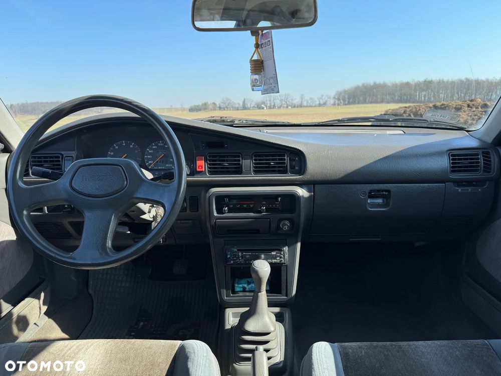 Mazda 626 2.0i GLX - 15