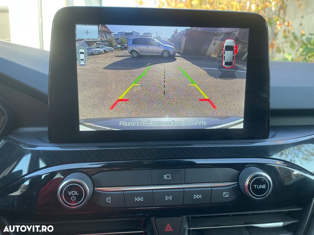 Ford Kuga 2.5 Duratec PHEV ST Line - 29