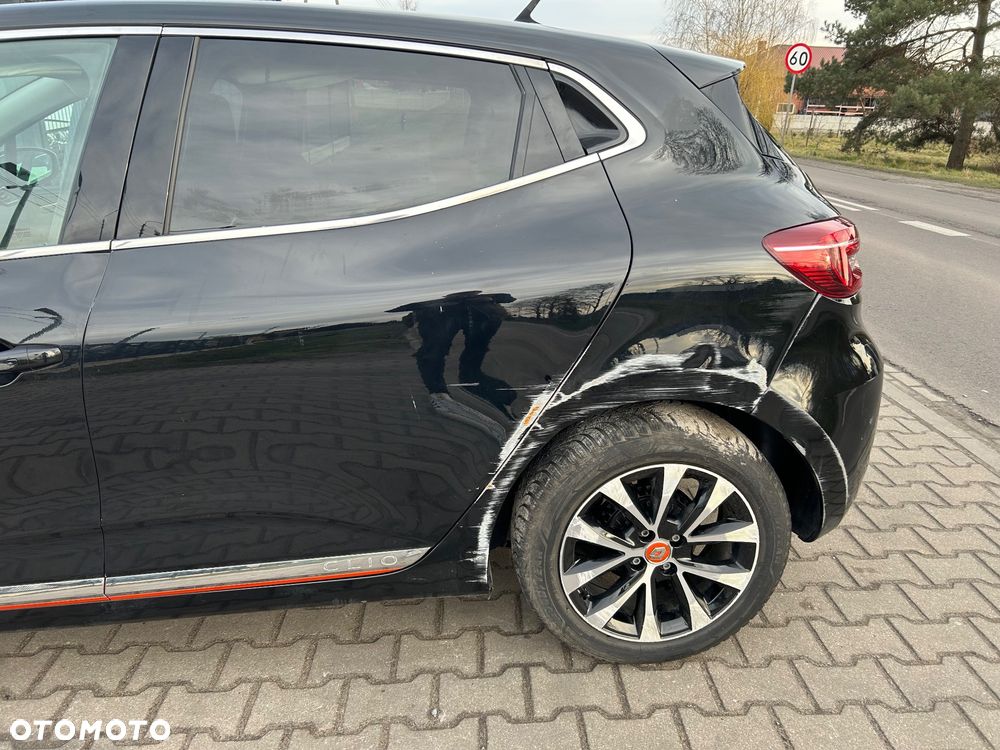 Renault Clio - 18
