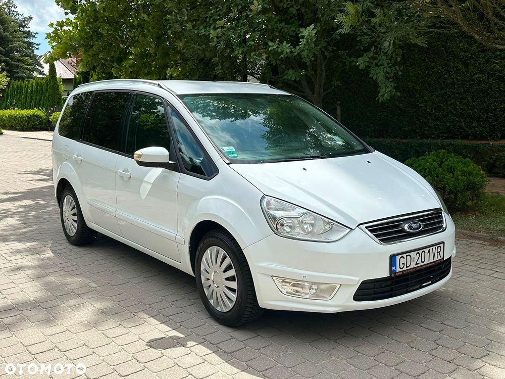 Ford Galaxy 2.0 Ambiente - 1