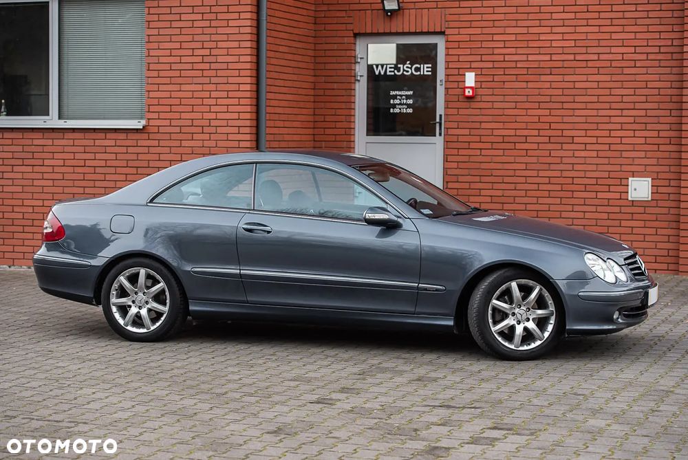 Mercedes-Benz CLK - 3