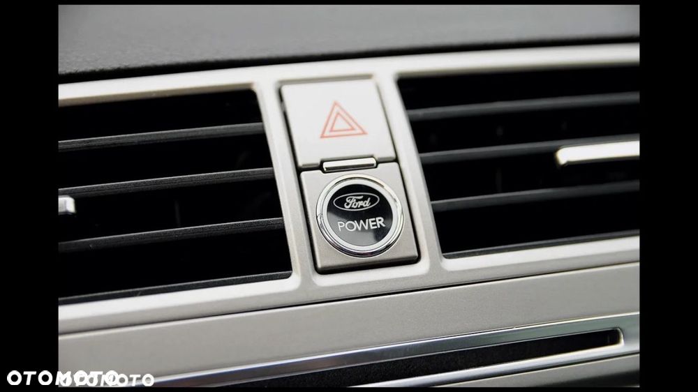 Ford Kuga 2.0 TDCi 4x4 Individual - 35