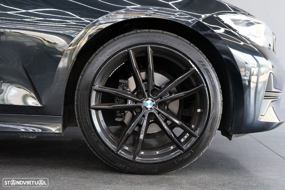BMW 318 d Aut. Sport Line - 13