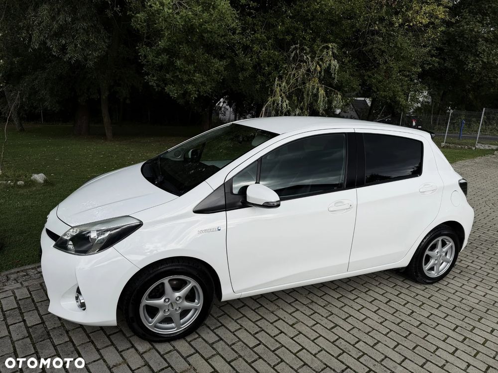 Toyota Yaris 2013 photo 5