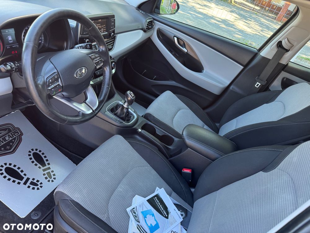 Hyundai i30 - 33