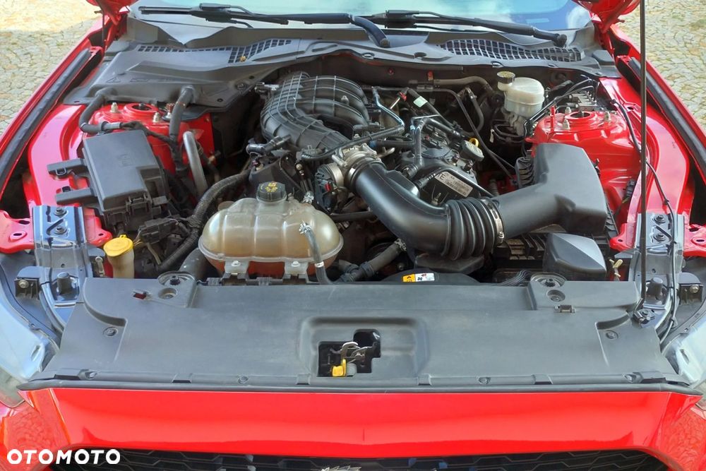 Ford Mustang 3.7 V6 - 8
