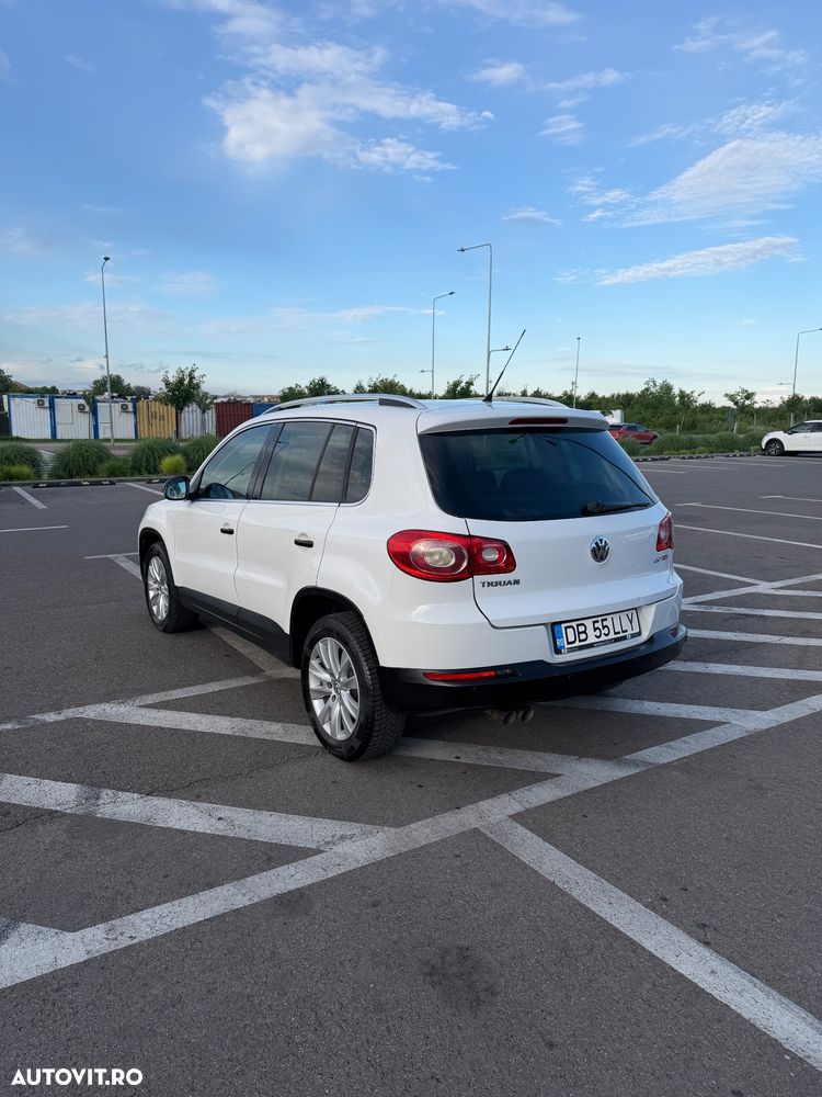 Volkswagen Tiguan 2.0 TDI 4Motion DSG Track & Field - 6