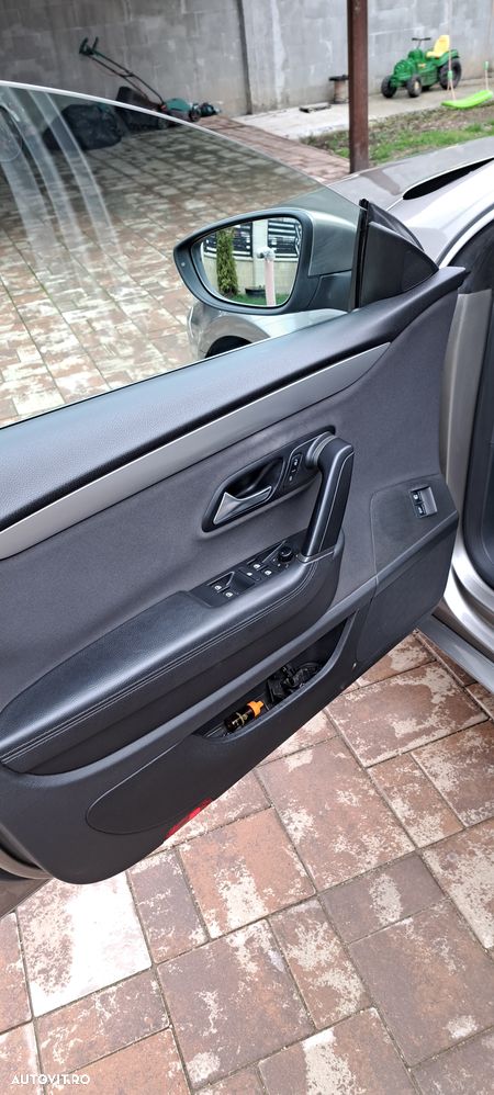 Volkswagen Passat CC 2.0 Blue TDI - 15