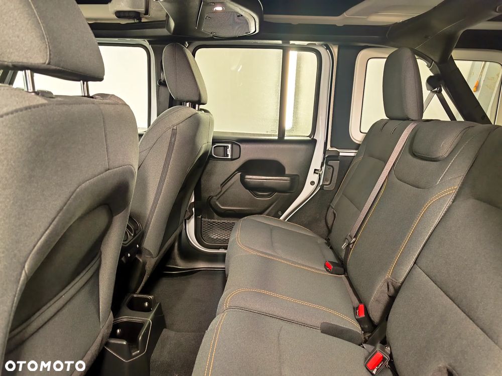 Jeep Wrangler 2.0 T-GDI Hardtop AWD Automatik Sport - 21
