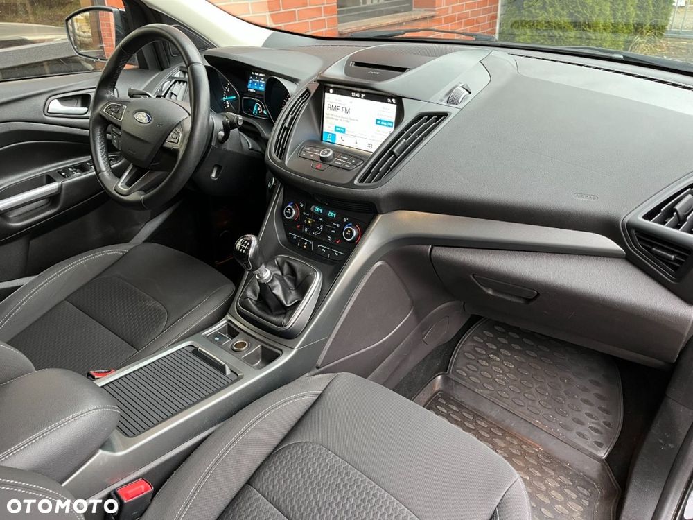 Ford Kuga 1.5 EcoBoost 2x4 Trend - 7