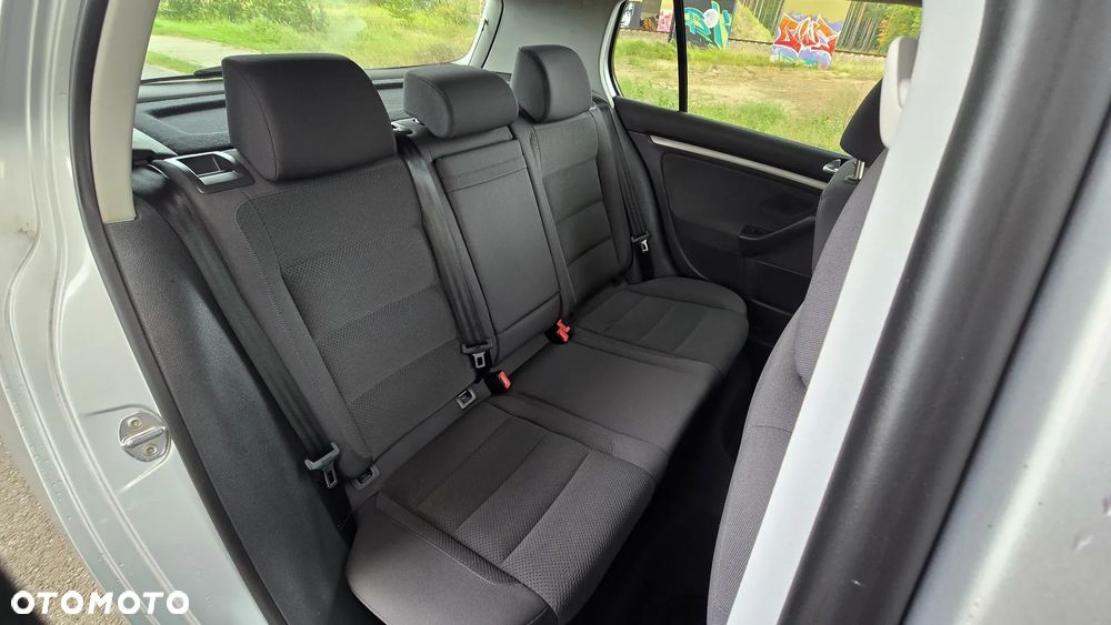 Volkswagen Golf V 2.0 FSI Comfortline DSG - 21