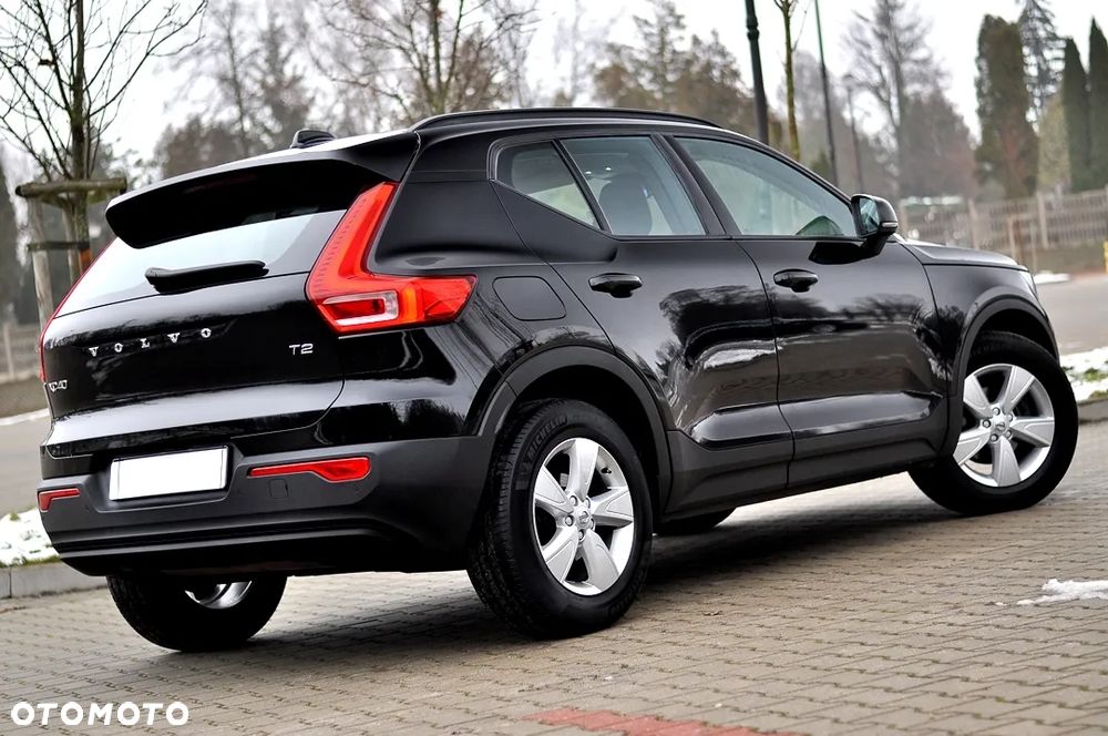 Volvo XC 40 T2 Momentum Pro - 16