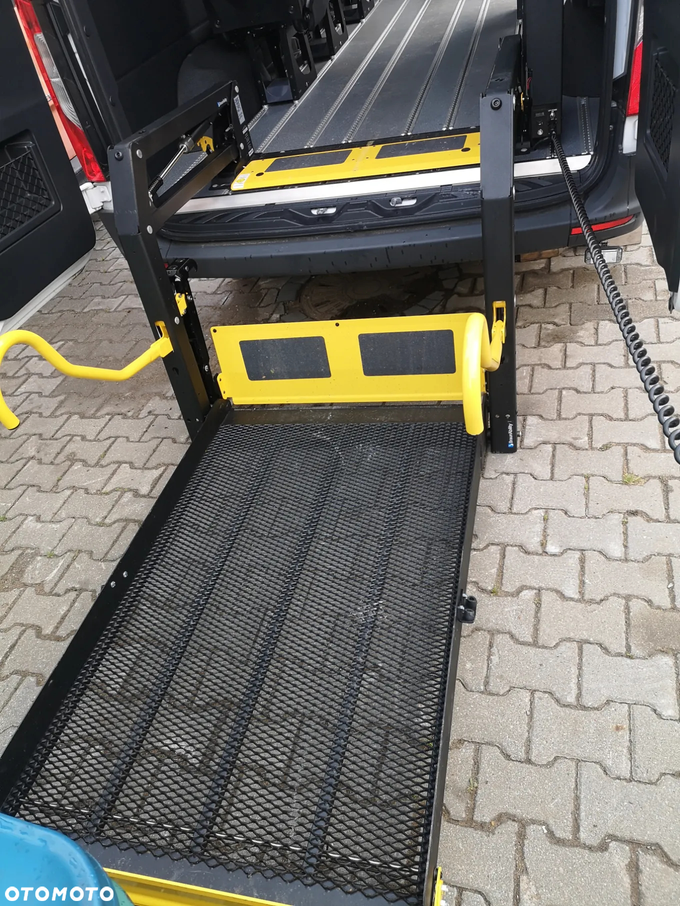 Mercedes-Benz Sprinter - 7