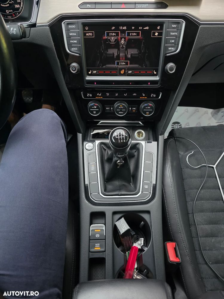 Volkswagen Passat - 8