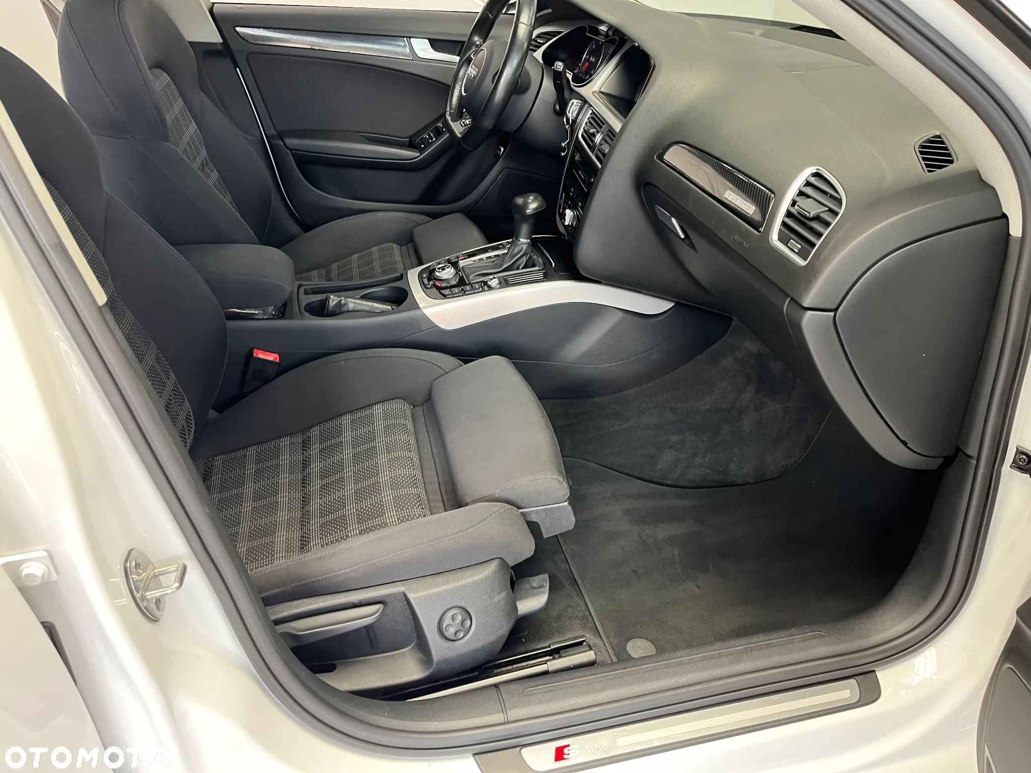 Audi A4 2.0 TDI clean diesel Quattro S tronic - 12