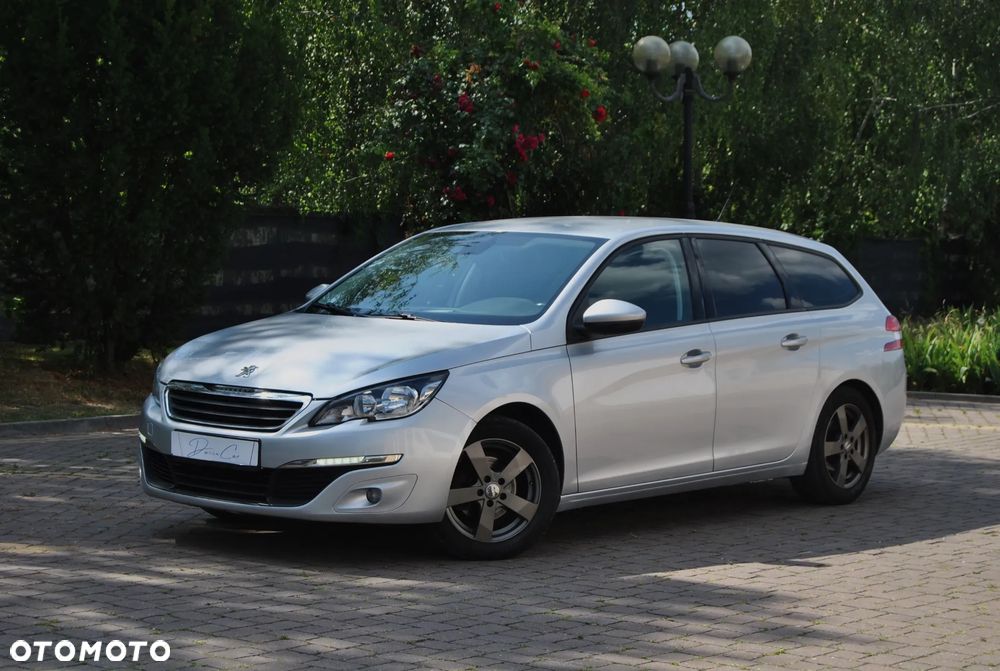 Peugeot 308 - 1