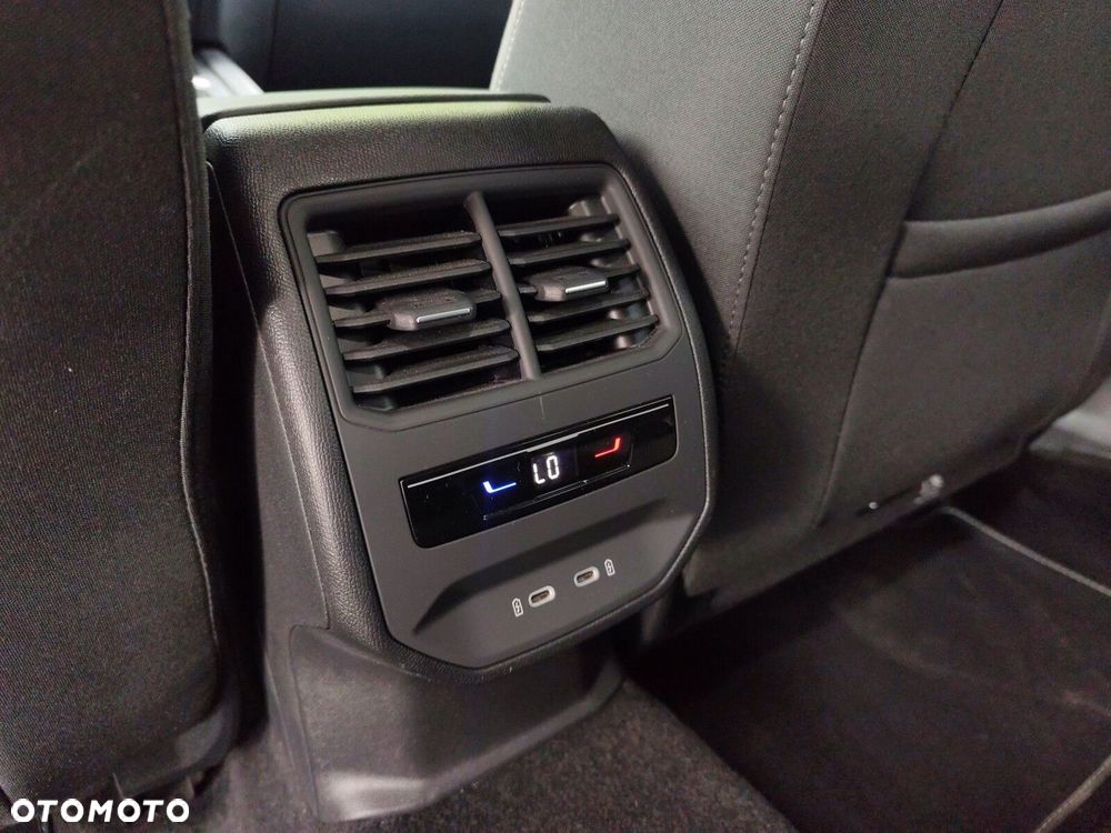 Seat Leon 1.5 eTSI Style DSG - 13