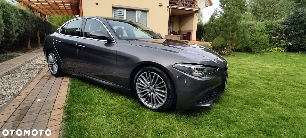 Alfa Romeo Giulia 2.2 D Turbo Super - 9