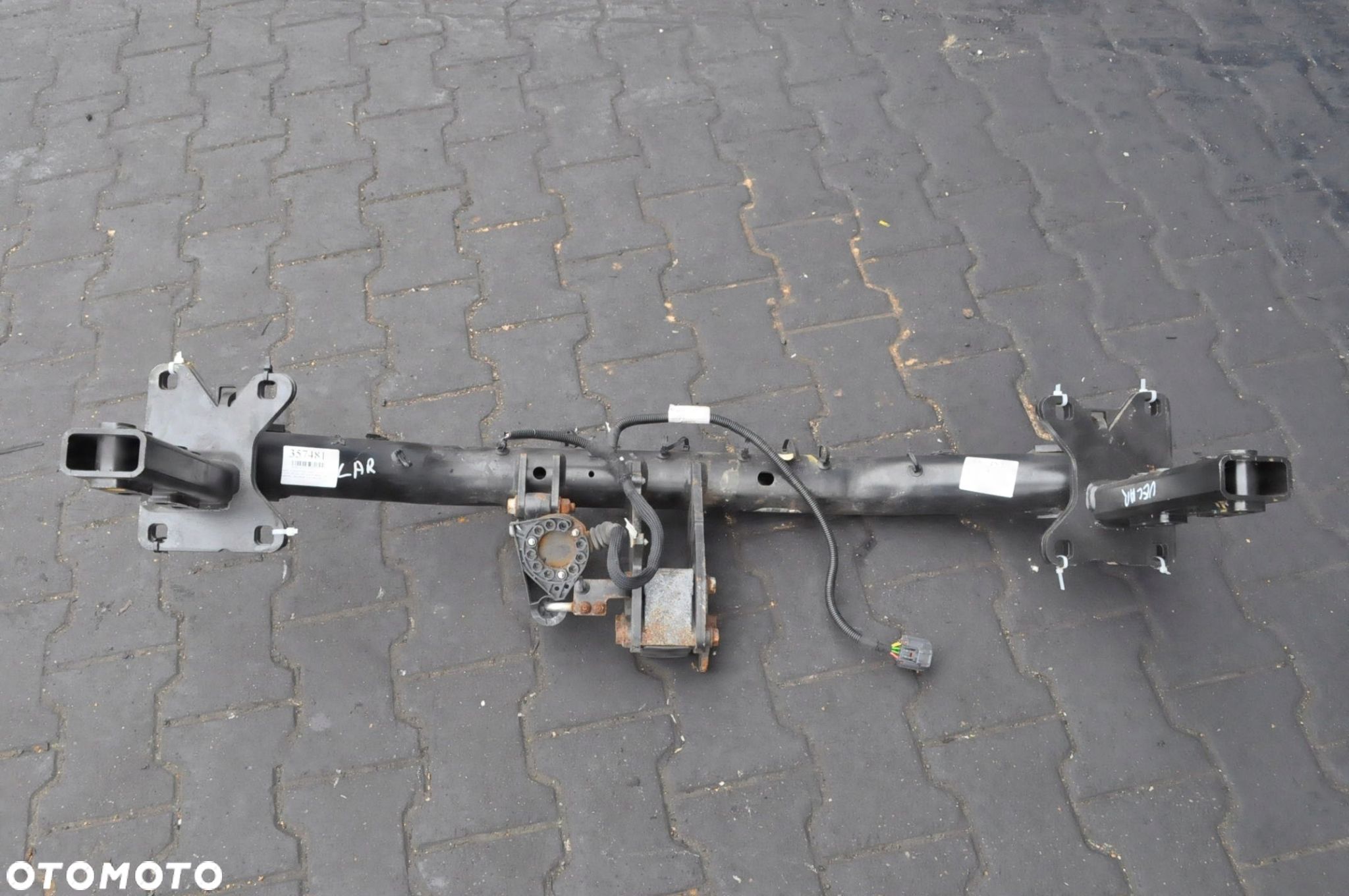 RANGE ROVER VELAR L560 HAK HOLOWNICZY BRINK K8AM-17K817-AA - 1
