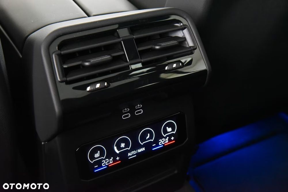 BMW Seria 5 520d xDrive Touring - 24