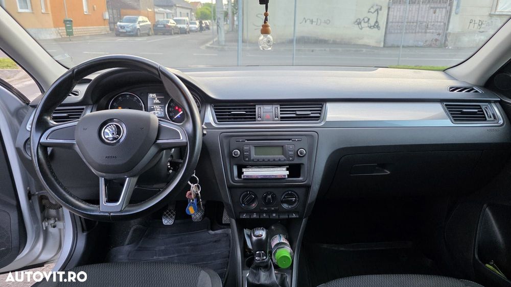 Skoda RAPID 1.2 TSI Ambition - 11