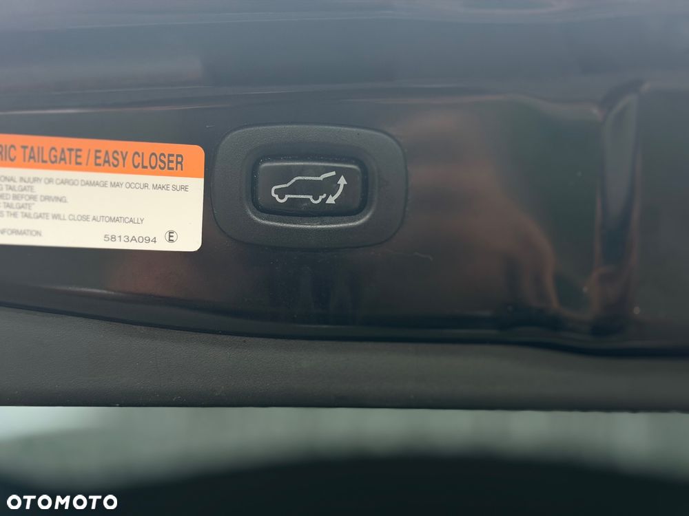Mitsubishi Outlander - 8