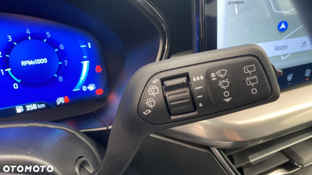 Ford Focus 1.0 EcoBoost mHEV Titanium X - 23