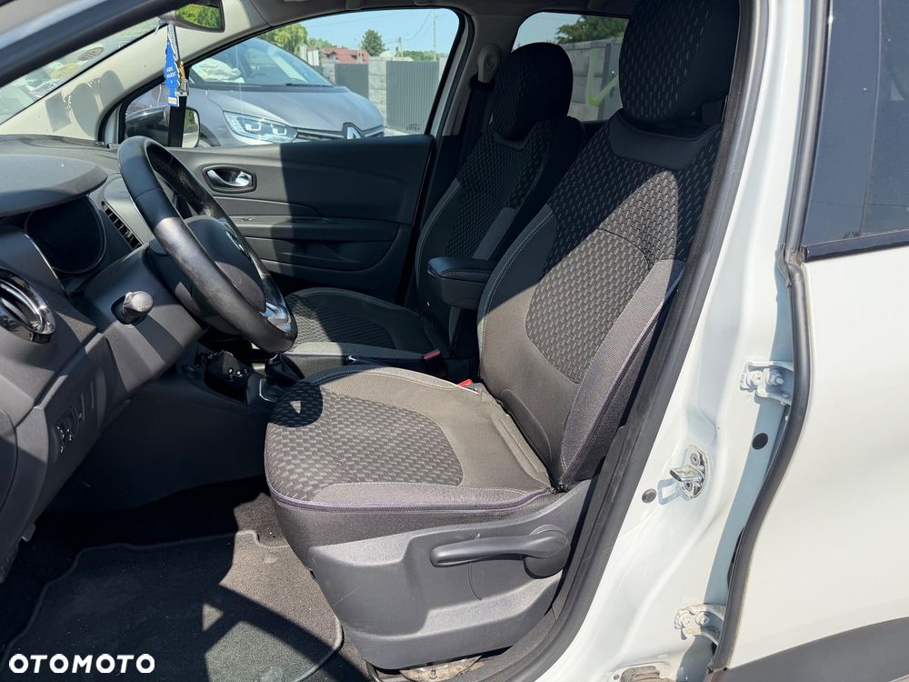 Renault Captur - 19