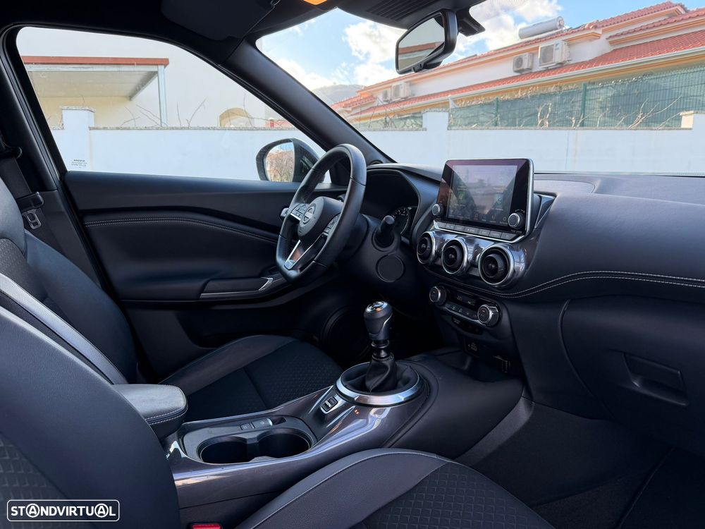 Nissan Juke 1.0 DIG-T N-Connecta - 16