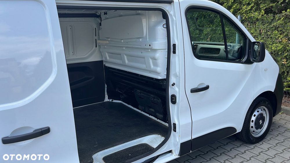 Renault Trafic - 10