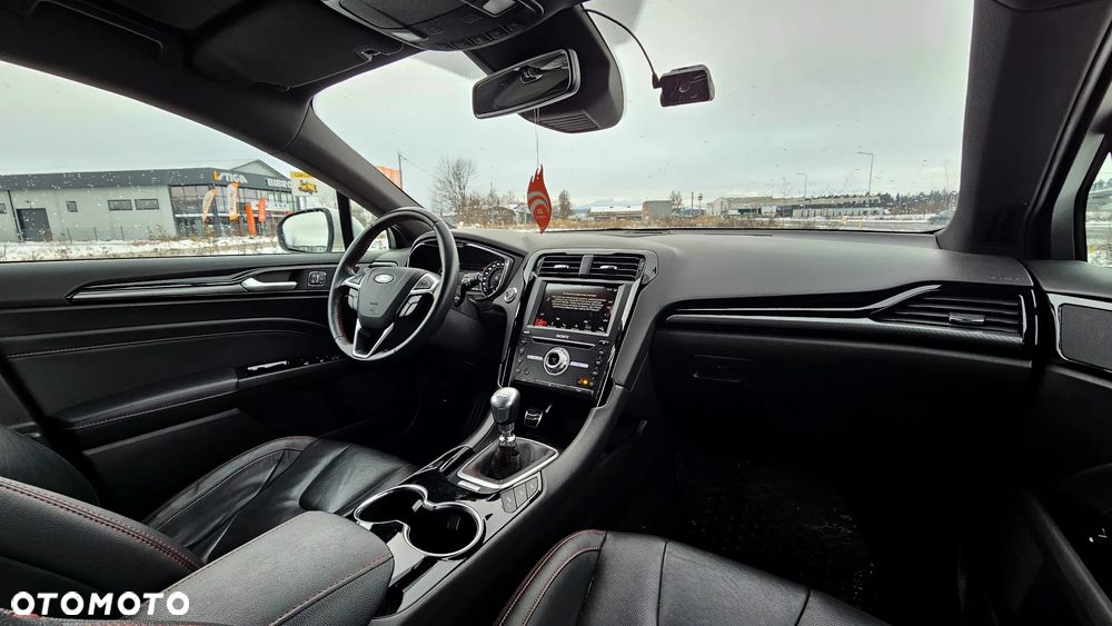 Ford Mondeo 2.0 TDCi ST-Line - 16