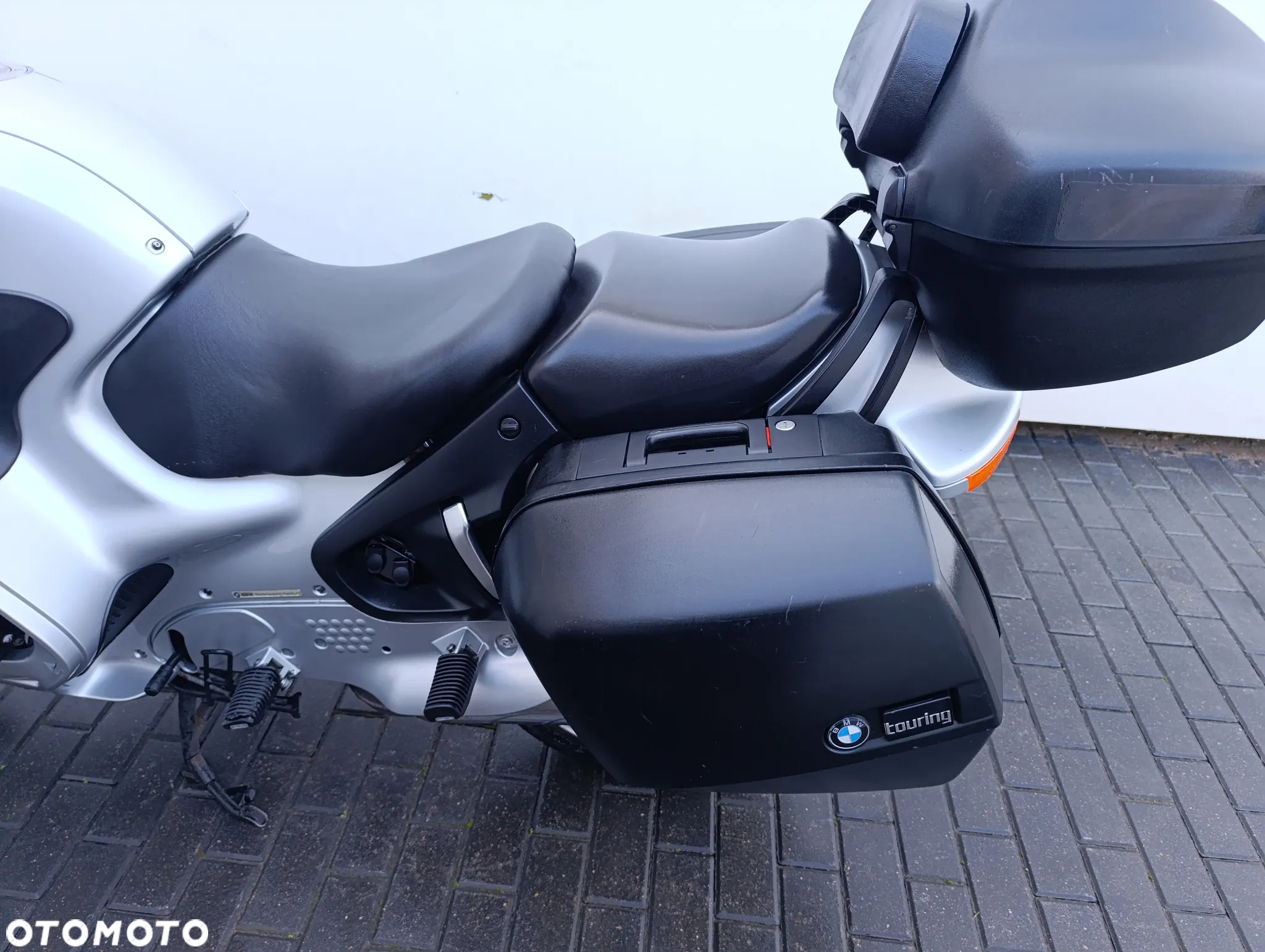 BMW R - 19