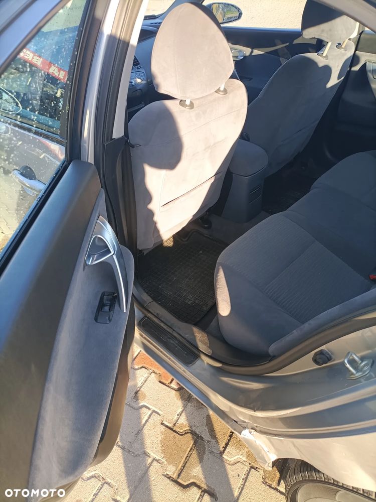 Nissan Primera Traveller 1.9 dCi acenta - 9