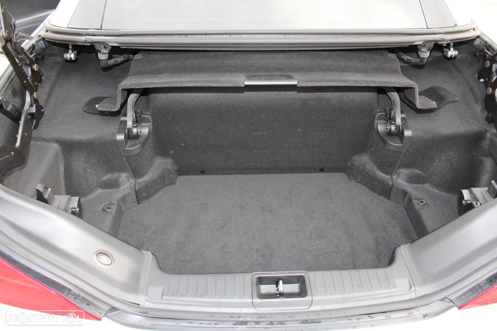 Mercedes-Benz SL 63 AMG Speedshift MCT 7-Vel Sports Transmission - 33