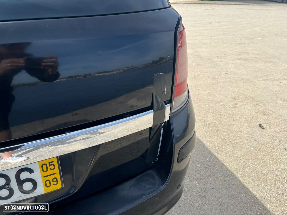 Opel Astra 1.4 Cosmo - 24