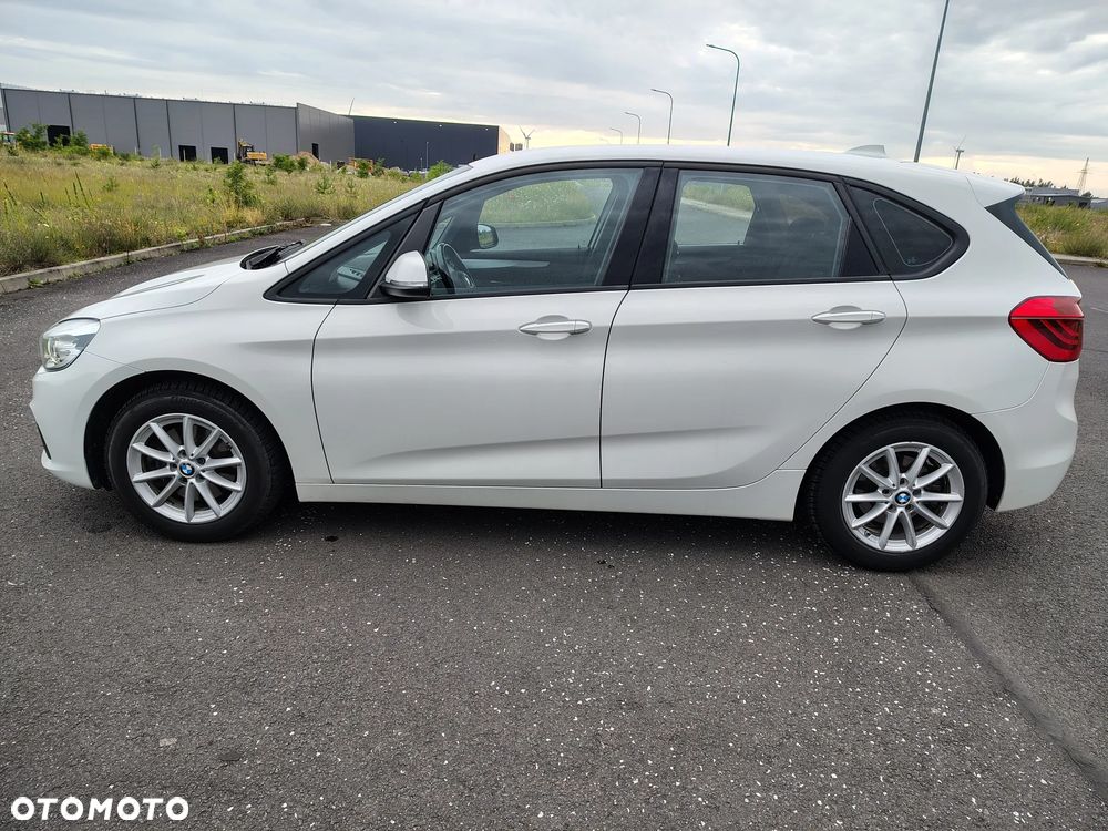 BMW Seria 2 218i - 6