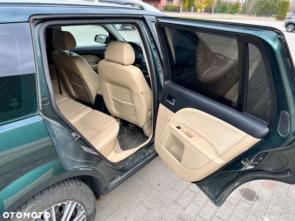 Ford Mondeo 2.0 Ghia - 10