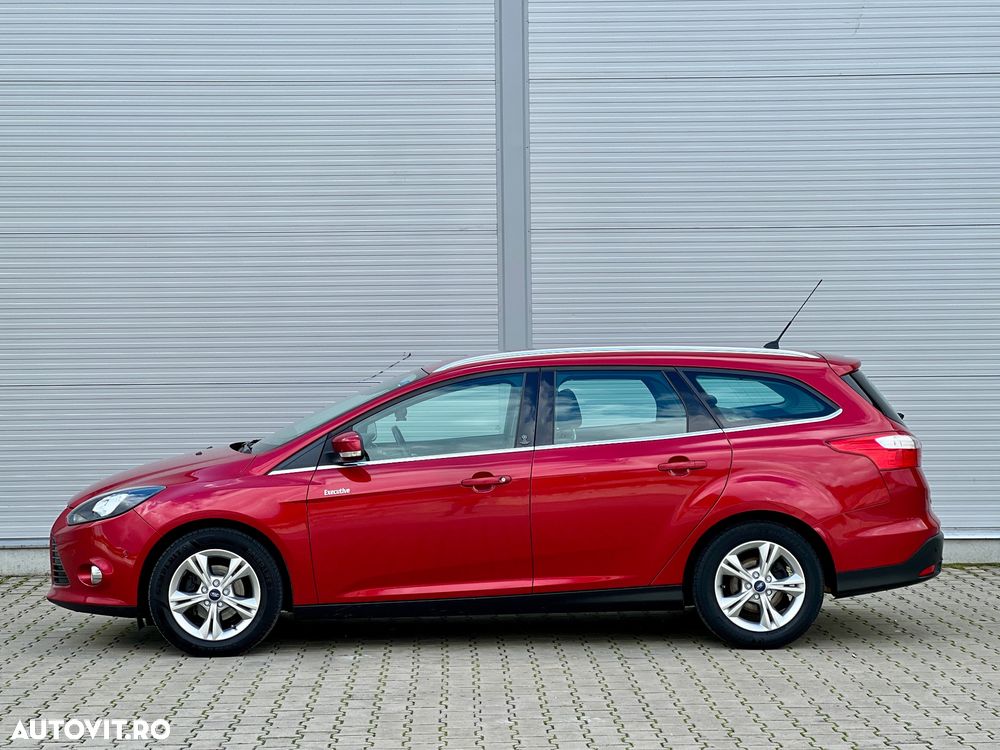 Ford Focus Turnier 1.6 Ti-VCT Style - 2