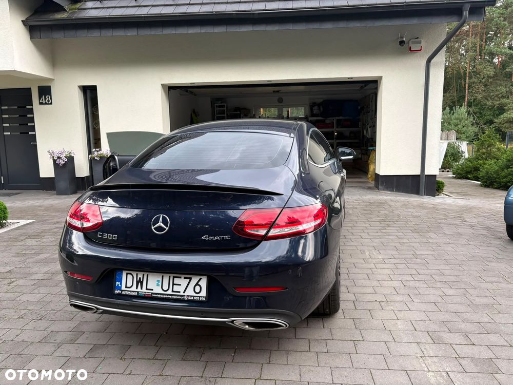 Mercedes-Benz Klasa C 300 4MATIC 9G-TRONIC - 6