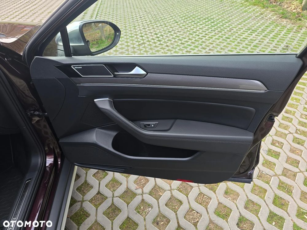 Volkswagen Passat Alltrack 2.0 TDI Bi-Turbo SCR 4Mot DSG - 17