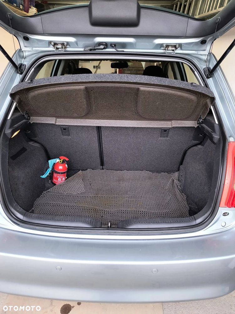 Toyota Auris - 13