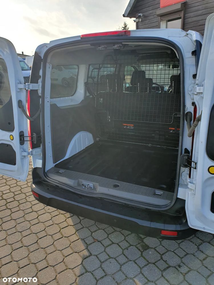Ford Connect - 11