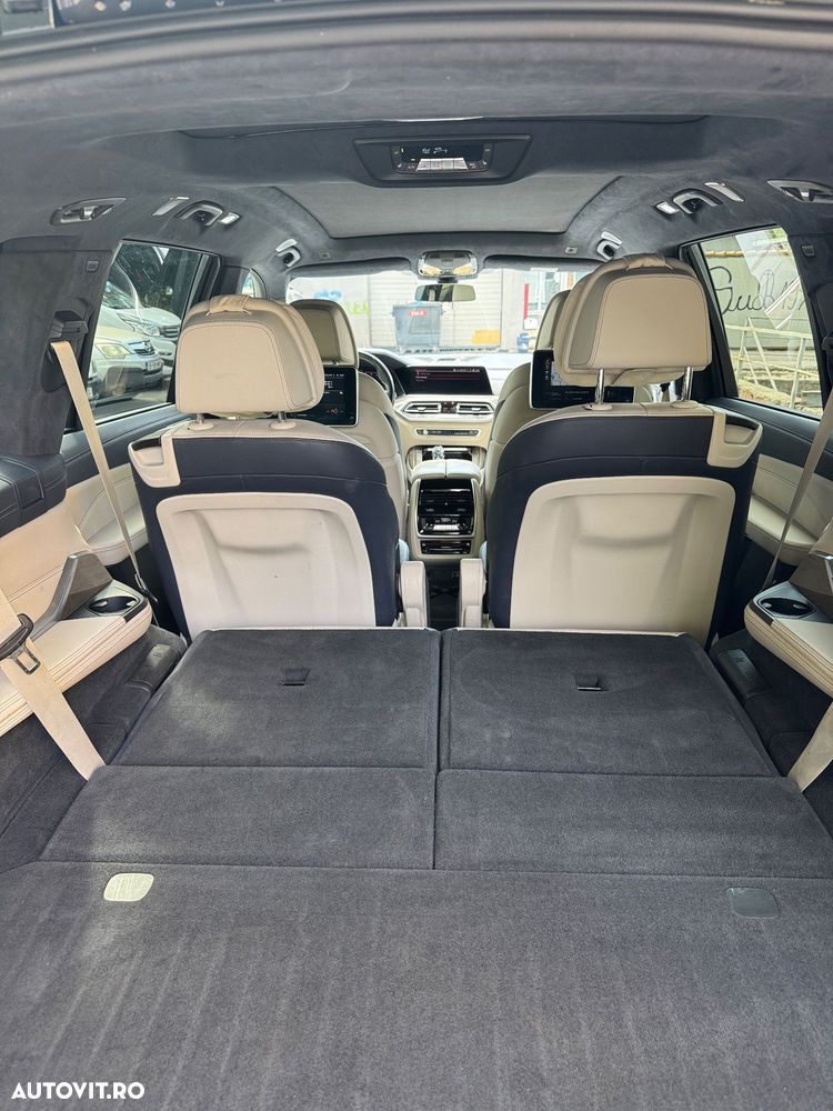 BMW X7 - 8