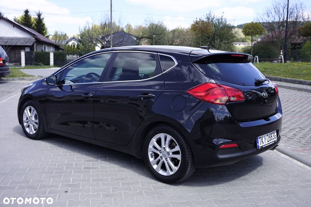 Kia Ceed 1.6 CRDi 128 ISG Spirit - 7
