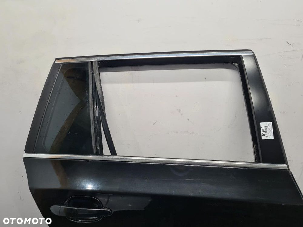 BMW 5 E61 DRZWI TYŁ PRAWE 475/9 - 2