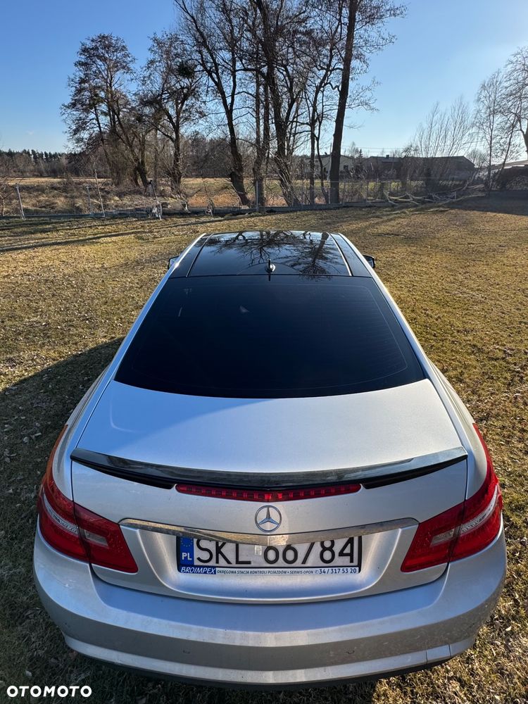 Mercedes-Benz Klasa E 350 CDI DPF BlueEFFICIENCY 7G-TRONIC Avantgarde - 10