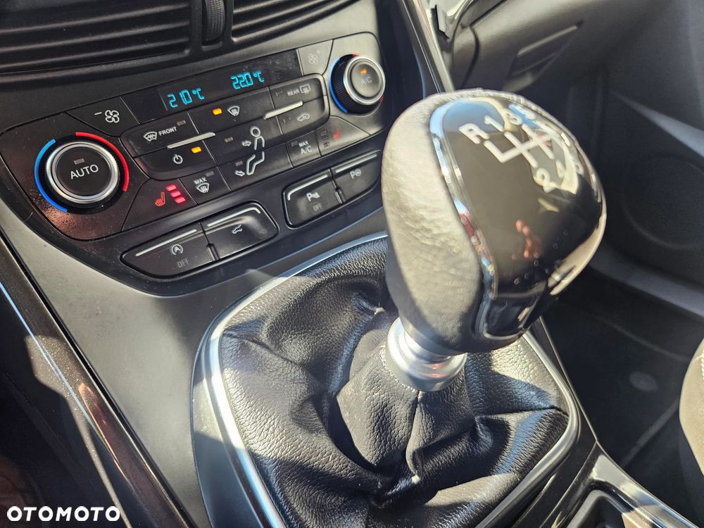Ford Kuga 1.5 EcoBoost FWD Titanium ASS MMT6 - 31