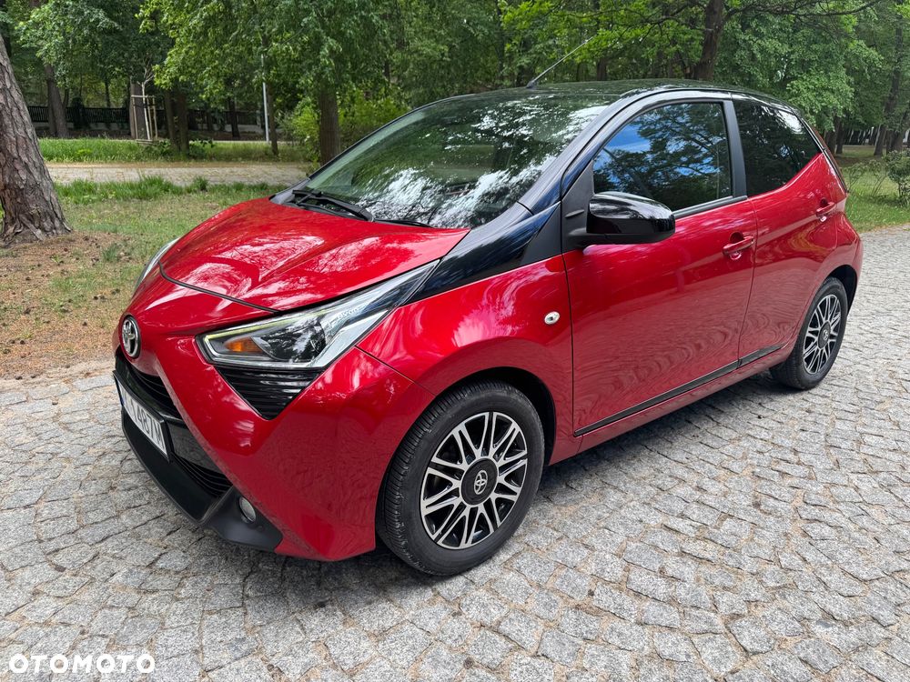 Toyota Aygo 1.0 VVT-i JBL Edition - 1