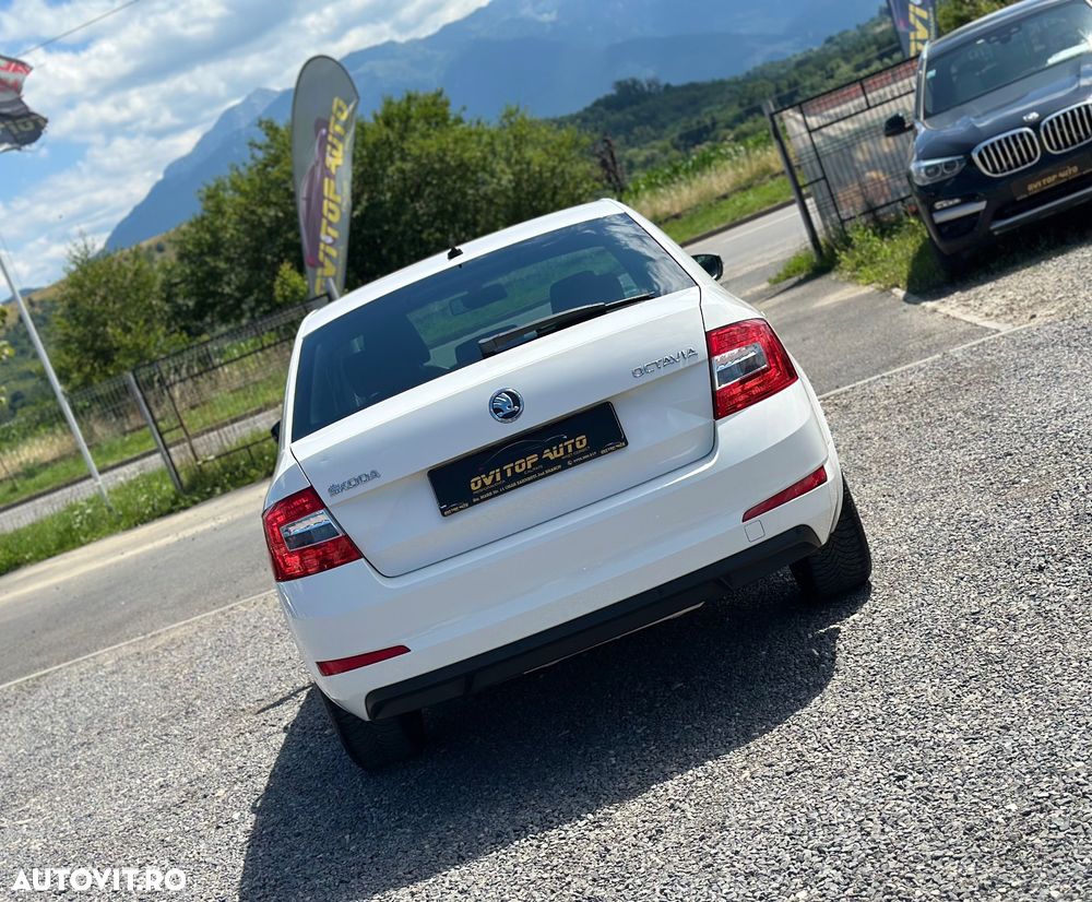 Skoda Octavia 1.6 TDI DPF Ambition - 15